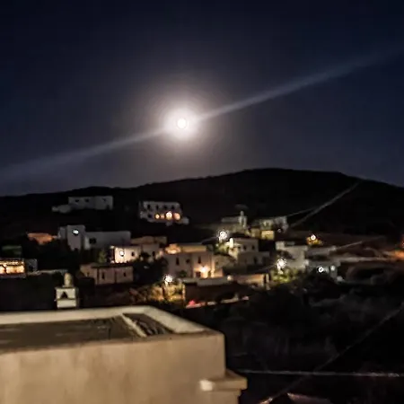 Valentina's House - Tinos Apartment *